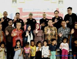 Bagikan Telor dan Beras, Nanda: Lakukan Gerakan Semesta Cegah Stunting