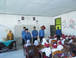 Wabup Pesisir Barat Monitoring di Hari Pertama Masuk Sekolah