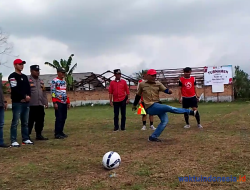 17 Klub Bertanding di Turnamen Sepak Bola Peratin Padang Cahya Cup, Dibuka Ketua Harian KONI Lampung Barat
