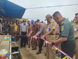Bupati Pesisir Barat Resmikan Karya Bakti TNI PSAB di Lemong
