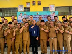 Bupati Dendi Sampaikan SPPT PBB P2 dan Sosialisasi Perda Retribusi dan Pajak Daerah