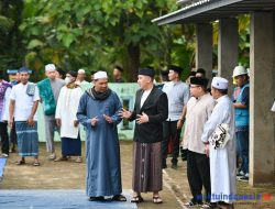 Bupati Dendi dan Ny Nanda Salat Id di Masjid Al Huda Negerikaton