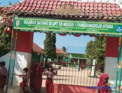 Sekolah Jual Beli Buku Kepada Wali Murid di Pringsewu