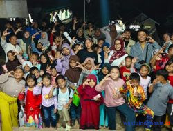 KKN UGM Bersama OAIL Gelar Astrowisata di Teluk Pandan