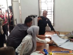 Gaduh Cari Banner, Pendukung Cabup Datangi Kantor Desa Sukaraja Gedongtataan