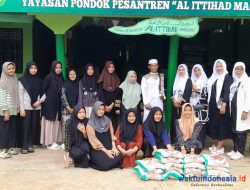 Jumat Berkah, Srikandi Dermawan Berikan Bantuan di Ponpes Al-Ittihad Waylima