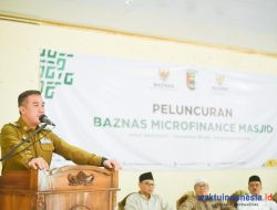 Bupati Dendi-Baznas Salurkan Bantuan Microfinance Masjid 37 UMKM
