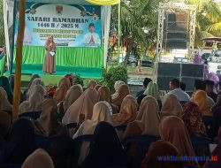 Bupati Mesuji Elfianah Serahkan Puluhan Bantuan Alsintan di Mesuji Timur