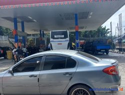 Antrean BBM Subsidi Jenis Pertalite dan Solar jadi Fenomena di SPBU Liwa Lampung Barat